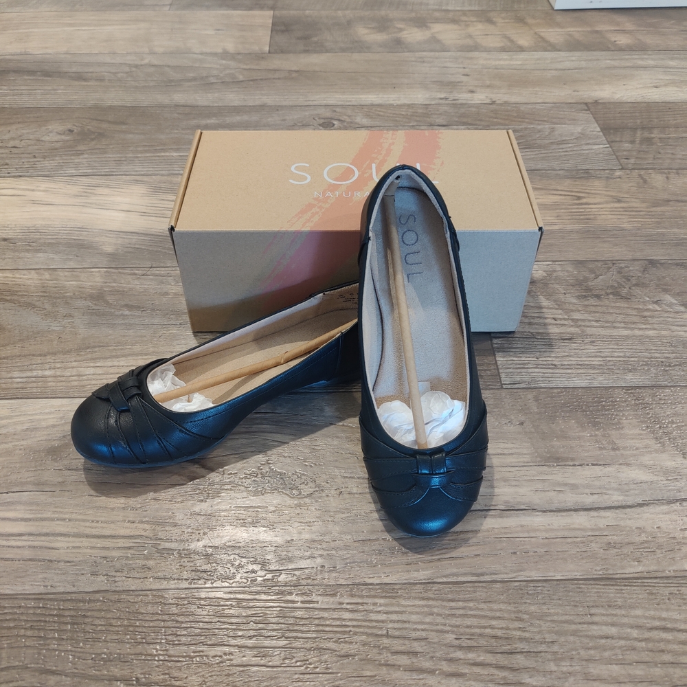 Soul Naturalizer Black Flats Size 6.5